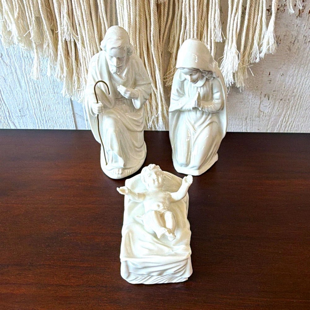 Dresden White Porcelain Nativity Set 3pc Joseph Mary Baby Jesus Christmas